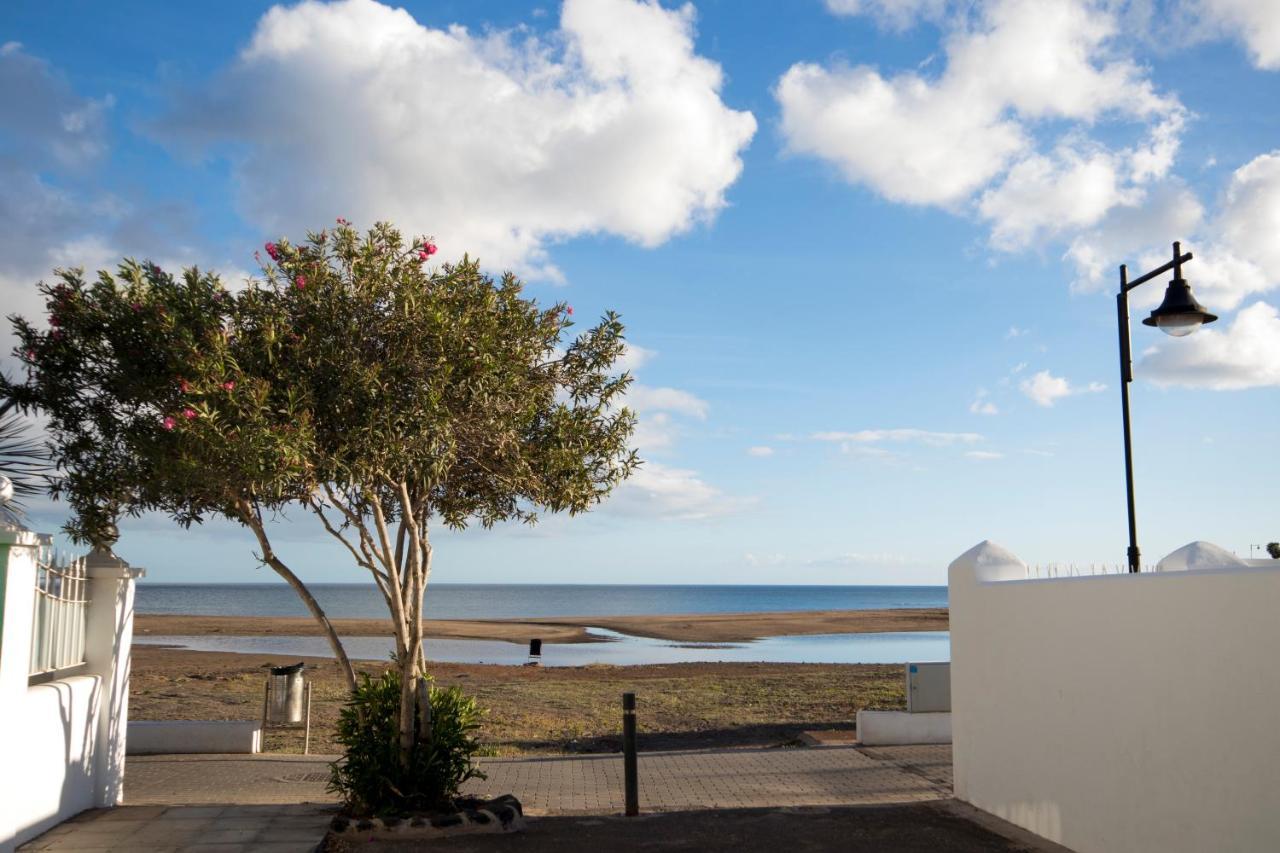Flower Beach Suite Pool Playa Honda  Buitenkant foto