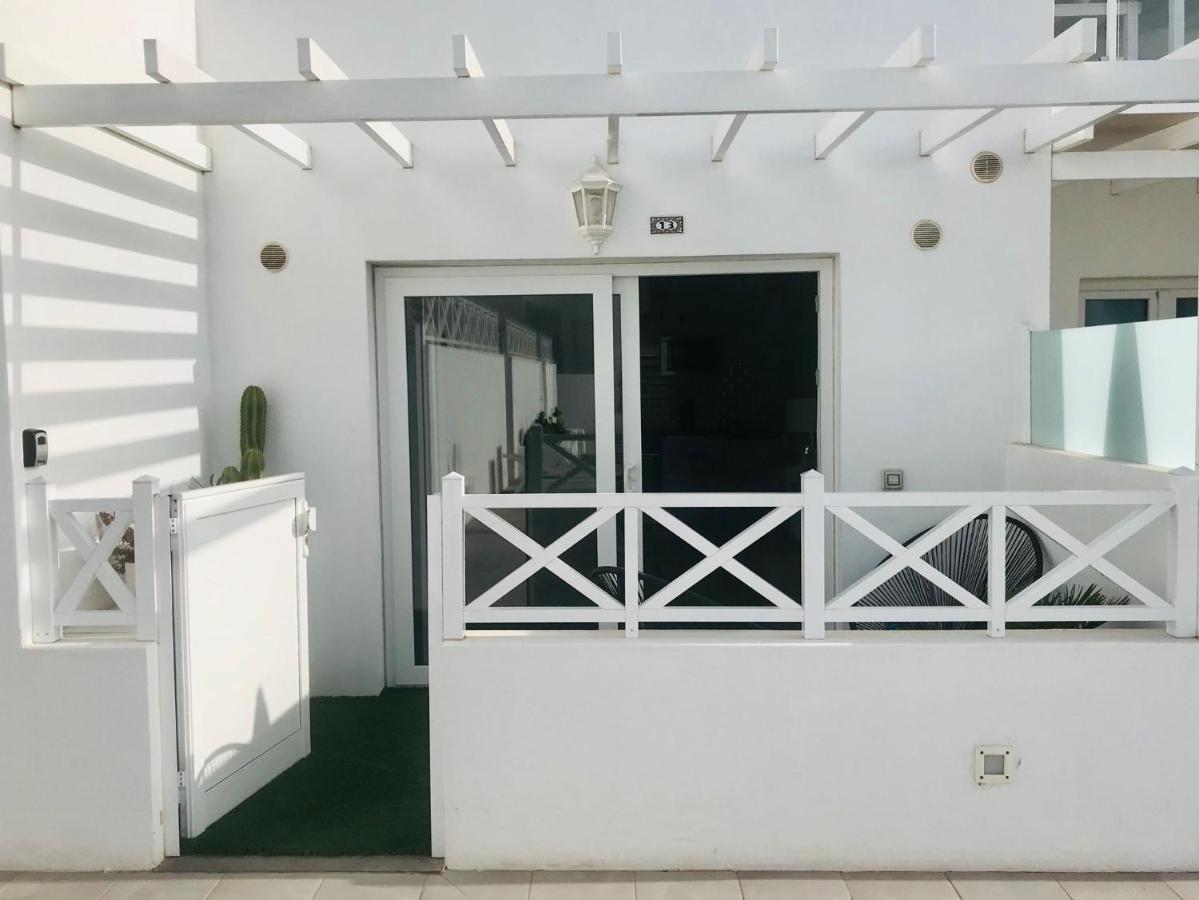 Flower Beach Suite Pool Playa Honda  Buitenkant foto