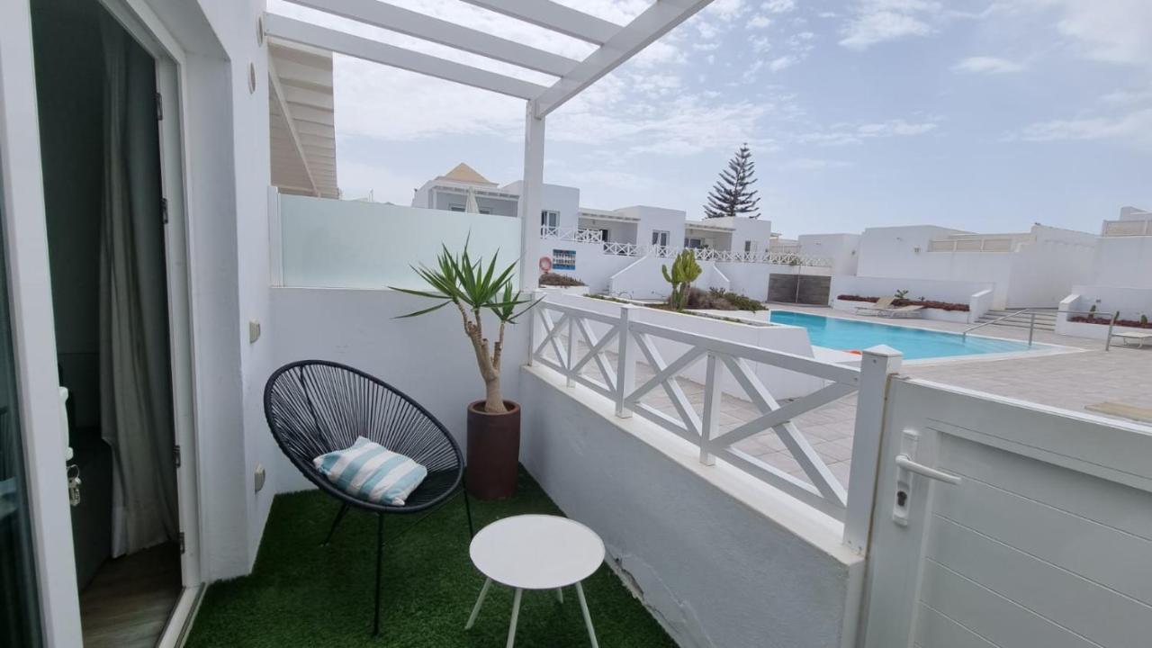 Flower Beach Suite Pool Playa Honda  Buitenkant foto